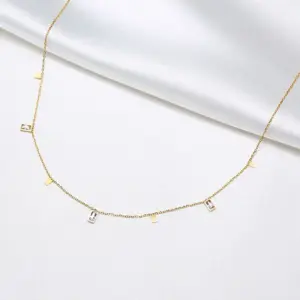 Square: Necklace White Diamond