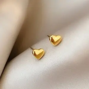 Wholesale Fashion Heart Shape Titanium Steel Plating Ear Studs 1 Pair