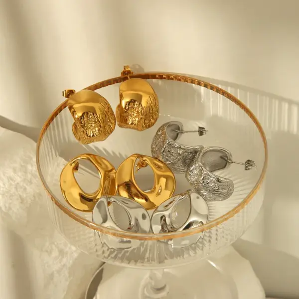 Wholesale 1 Pair IG Style Modern Style Geometric Heart Shape Plating 304 Stainless Steel 18K Gold Plated Ear Studs