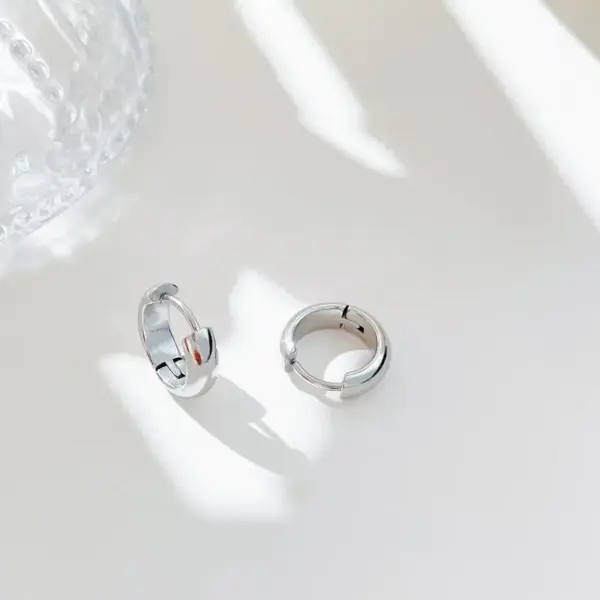 Wholesale PVD Coated 18K Gold Platinum Real Gold Plated Solid Color 304 Stainless Steel Simple Style Waterproof Non Tarnish Hoop Earrings