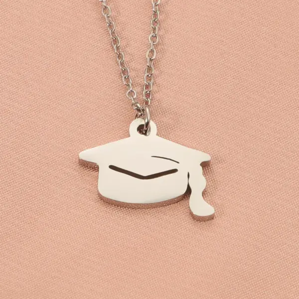 PVD Coated Real Gold Plated Solid Color 304 Stainless Steel Simple Style Classic Style Waterproof Non Tarnish 304 Stainless Steel Pendant Necklace
