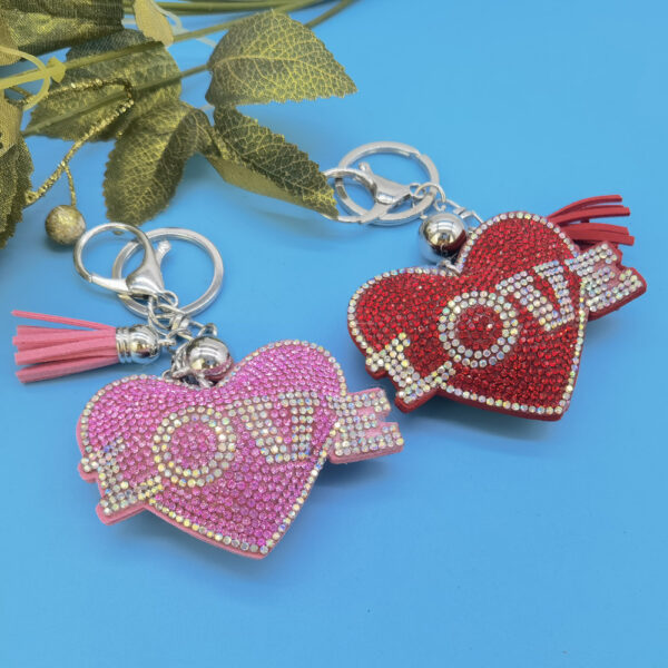 Wholesale Diamond studded LOVE love keychain