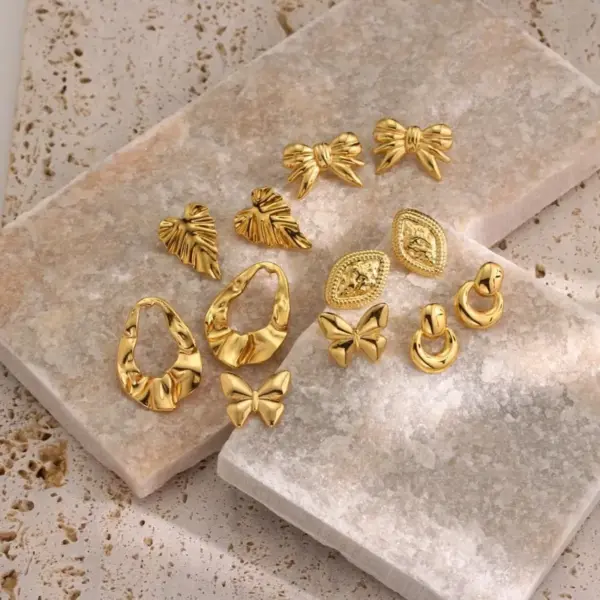 1 Pair IG Style Casual Novelty Geometric Leaf Water oplets 304 Stainless Steel Imitation Gold Ear Studs