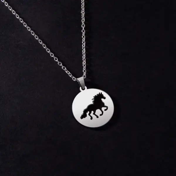 Wholesale Jewelry Simple Style Horse 304 Stainless Steel No Inlaid Hollow Out Stainless Steel Necklaces