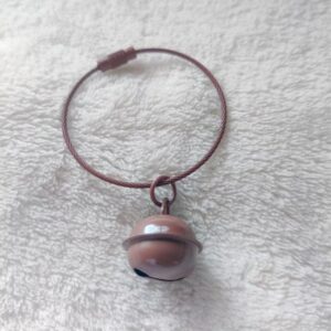 Brown wire ring + 22 bells