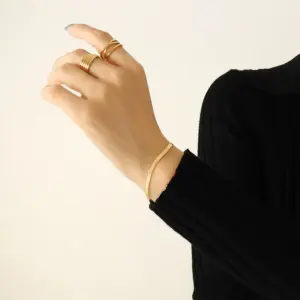 Gold / Bracelet