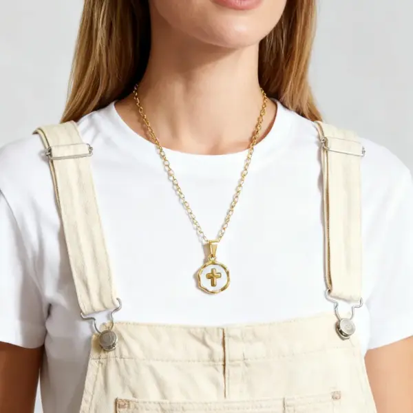 Stainless Steel Moon Heart Shape Electroplating Shell 18K Gold Plated Casual Elegant Indentation Plating Inlay Gold Pendant Necklace