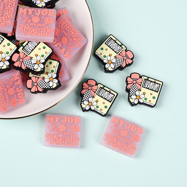 Wholesale fun letter straight hole silicone beads beaded diy handmade jewelry bracelet necklace mobile phone chain accessories beads material