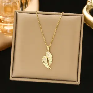 188 Wings Necklace-Gold