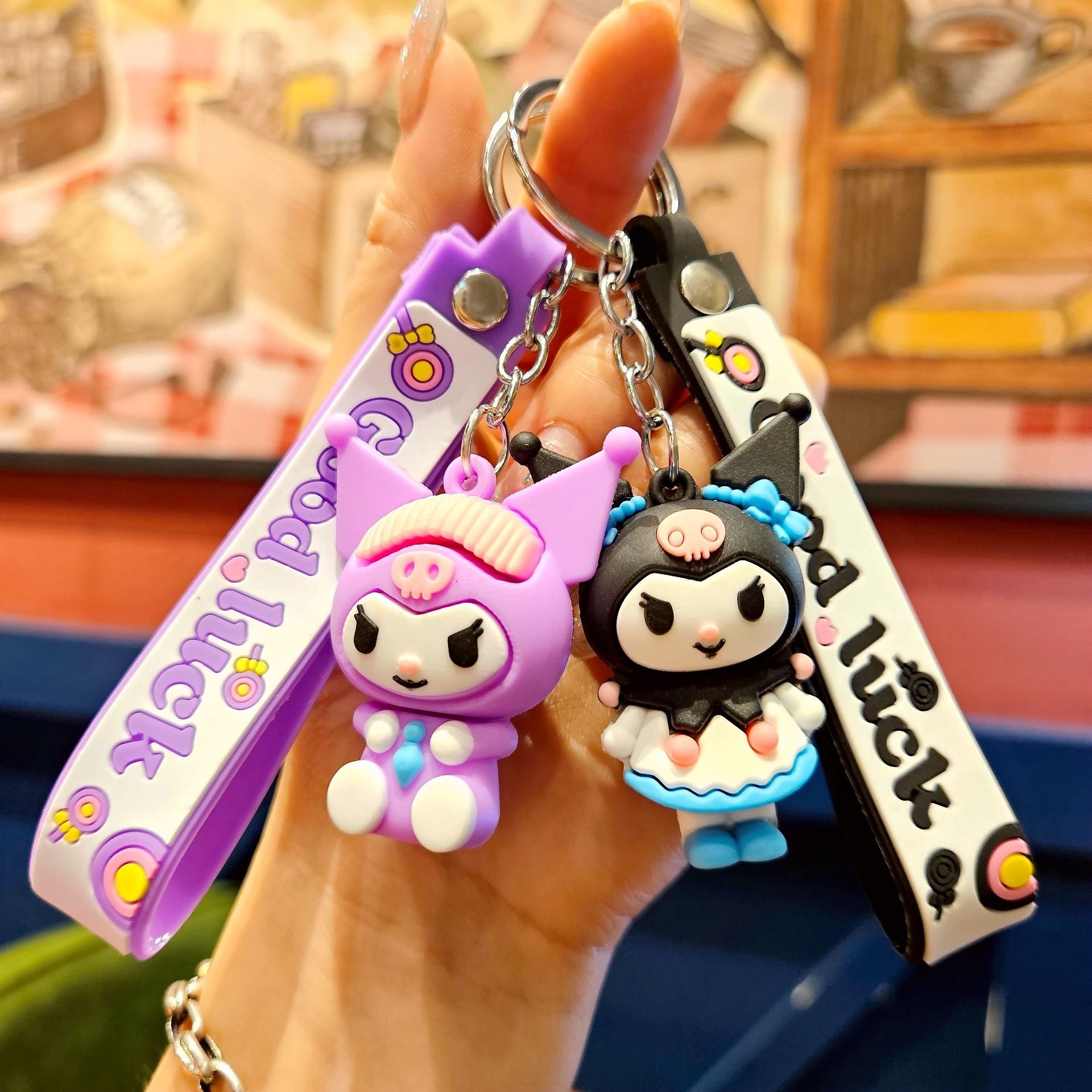 Wholesale keychain pvc flexible glue car key chain girl bag doll pendant wholesale silicone small gift