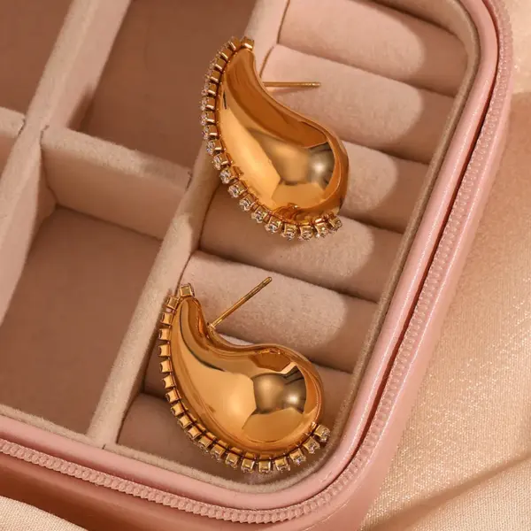 PVD Coated Real Gold Plated 18K Gold Solid Color 304 Stainless Steel Simple Style Waterproof Non Tarnish Ear Studs