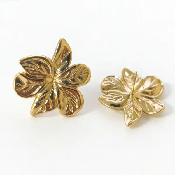 Wholesale Water Plated Imitation Gold Style Three-Dimensional Flower Plumeria Shape Earrings 304 Stainless Steel Women's Earrings
