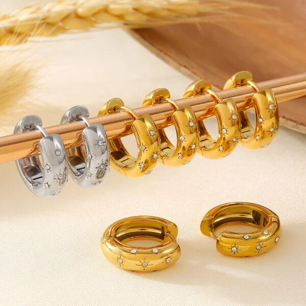 oly-4e1df3c72ba2e13f768e144eaf6613a1 Wholesale French retro temperament micro diamond round eight mangxing titanium steel ear ring cross-border hot 18K real gold ring ear buckle