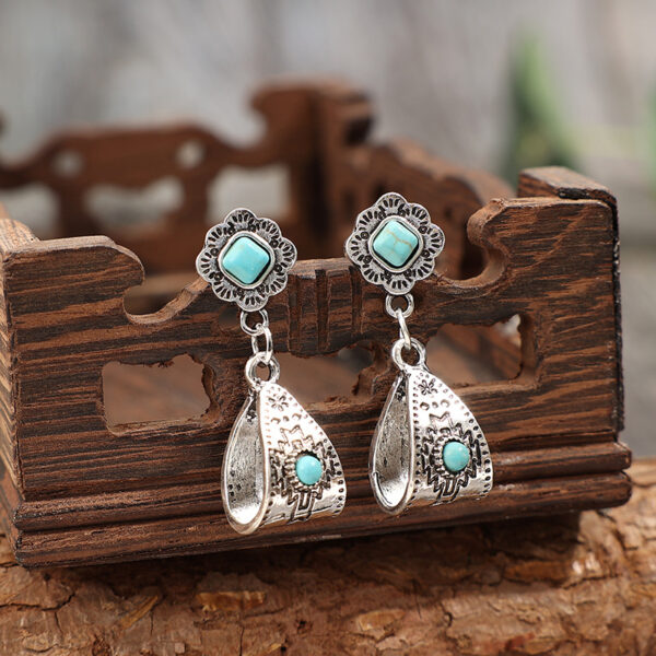 Wholesale Bohemian vintage style patchwork flower earrings