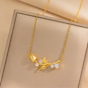 418 Gold Tulip Necklace