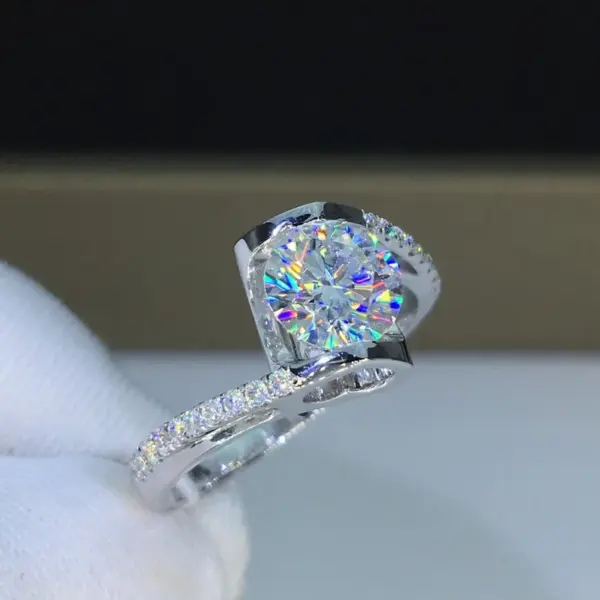 Wholesale Retro Super Flashing Hearts Arrows Zircon Carat Imitation Moissan Diamond Copper Ring