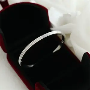 Silver Small Diamond Stripes