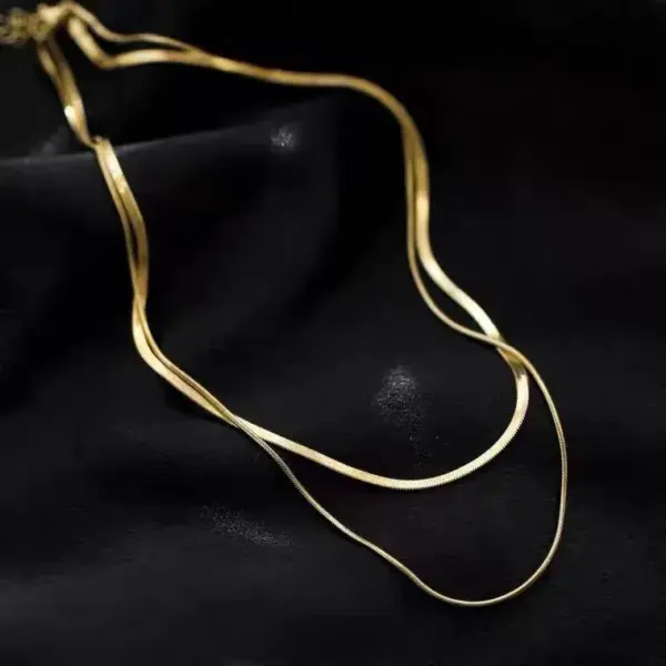 Wholesale PVD Coated Real Gold Plated 18K Gold Solid Color 304 Stainless Steel Modern Style Waterproof Non Tarnish 304 Stainless Steel Necklace