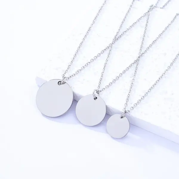 Wholesale Jewelry Basic Simple Style Round Customization Laser Engraving 201 Stainless Steel Plating Pendant Necklace Cable Chain