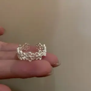 JZ0882 / Adjustable Opening