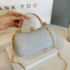 Wholesale texture exquisite simple western style small bag lock buckle shoulder chain messenger bag
