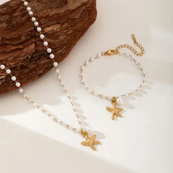 Wholesale PVD Coated Real Gold Plated 18K Gold Starfish 304 Stainless Steel Plastic Beach Sweet Waterproof Non Tarnish Bracelets Necklace