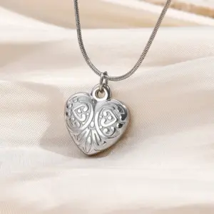 Silver / One Size / Flower Pattern