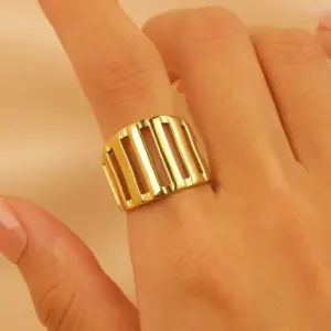 1118K Real Gold Hollow Stripes 3900