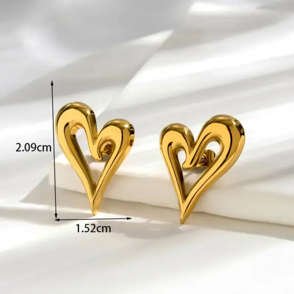Wholesale PVD Coated Number Heart Shape 304 Stainless Steel French Style Simple Style Classic Style Waterproof Non Tarnish Ear Studs