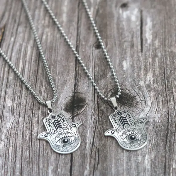 Wholesale Jewelry Hip-Hop Eye Symbol 304 Stainless Steel Carving Stainless Steel Necklaces