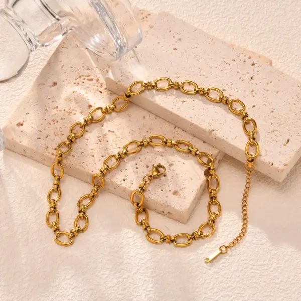 Wholesale PVD Coated Real Gold Plated 18K Solid Color 201 Stainless Steel Simple Style Classic IG Waterproof Non Tarnish Necklace