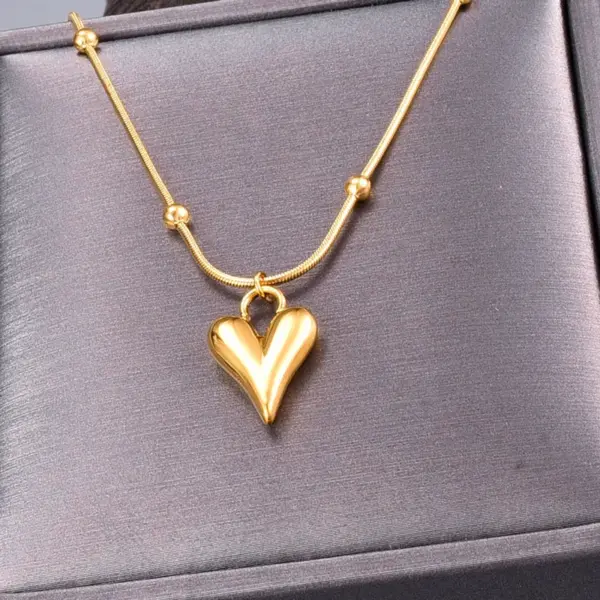 oly-4fabbb44bcc0dd8d341ae58a9b2d4fd0 Wholesale PVD Coated Real Gold Plated 18K Gold Heart 304 Stainless Steel Titanium Steel Waterproof Non Tarnish 304 Stainless Steel Titanium Steel Necklace
