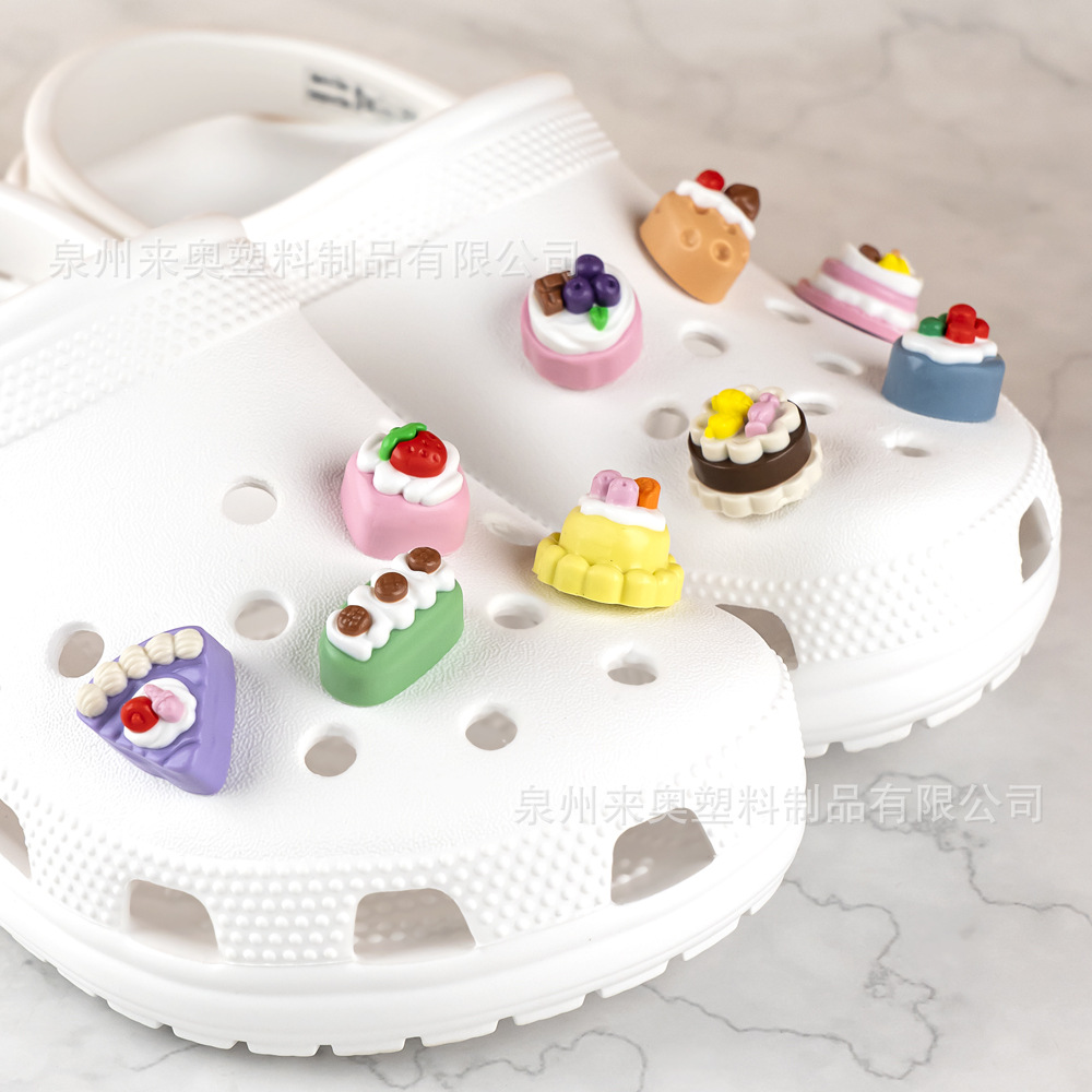 Wholesale Cross-Border Versatile 3D Garden Shoe Buckle Decoration Aessories in Stock Cartoon Adult and Chilen's Clog Shoe Charms
