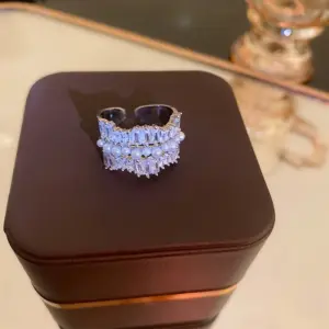48# Ring-Silver-Pearl