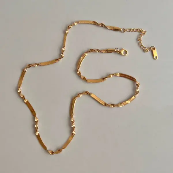 PVD Coated Solid Color 304 Stainless Steel Simple Style Classic Style Waterproof Non Tarnish 304 Stainless Steel Necklace