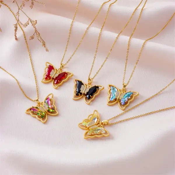 Simple Style Butterfly Stainless Steel Copper Artificial Diamond Crystal Glass Bead 18k Gold Plated Pendant Necklace
