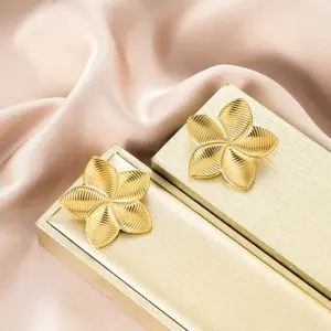 E1382-A (Gold Stud Earrings Pairs)