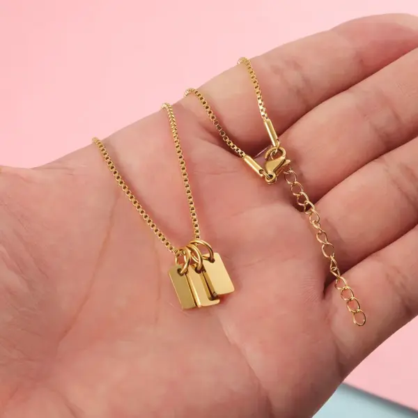 Wholesale 304 Stainless Steel Rectangle Ion Plating (IP) 18K Real Gold Plated Simple Style Waterproof Non Tarnish Box Chain Rose Gold Gold Silver Pendant Necklace