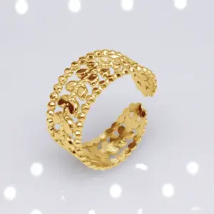 B12 Gold / One Size