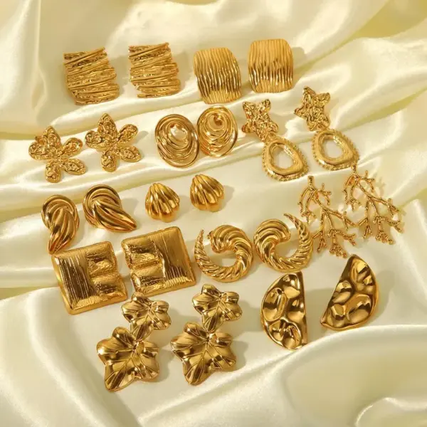 Wholesale 201 Stainless Steel 304 Stainless Steel Horns Coral Electroplating Stone-Free Imitation Gold Streetwear Plating Ear Studs