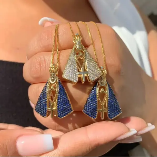 Wholesale 304 Stainless Steel Copper Round Virgin Mary Water Plating Zircon 18K Gold Plated Hip-Hop Punk Plating Inlay Snake Chain Gold Pendant Necklace