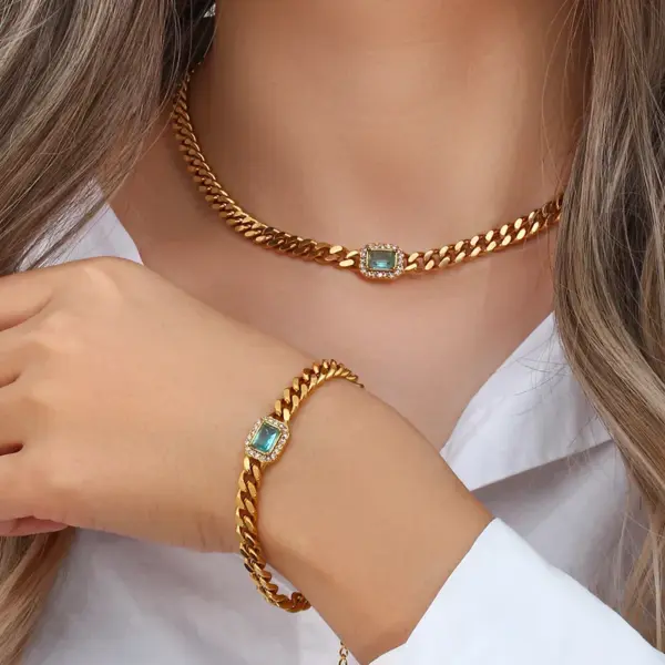 Wholesale PVD Coated Real Gold Plated 18K Gold Square 304 Stainless Steel Fashion Waterproof Non Tarnish 304 Stainless Steel Bracelets Necklace