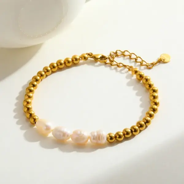 Wholesale 304 Stainless Steel Gold Plated Vacuum Electroplating (In Furnace) Gold Steel Color Women's Suitable Beaded Chain Bracelet Round Pearl Elegant Novel Design