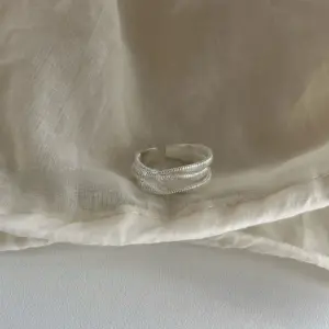 JZ1236 / Adjustable Opening