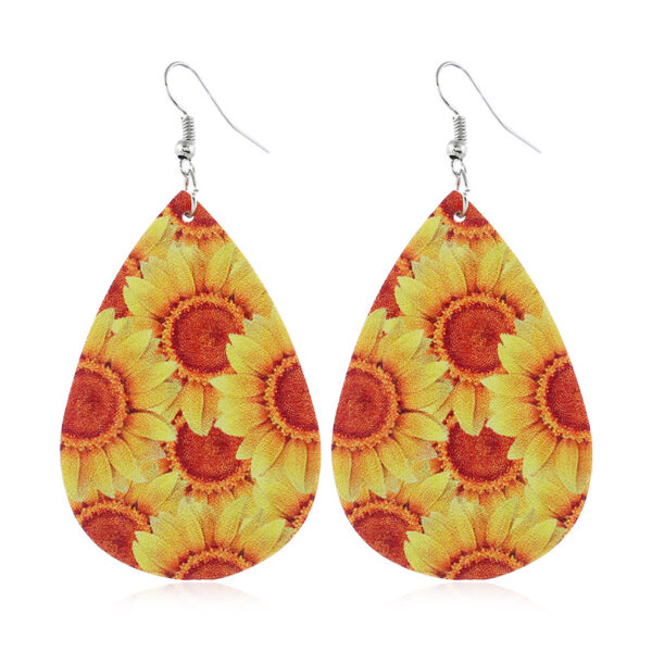 Wholesale Explosive leather earrings creative versatile leather earrings Amazon sunflower pattern leather earrings
