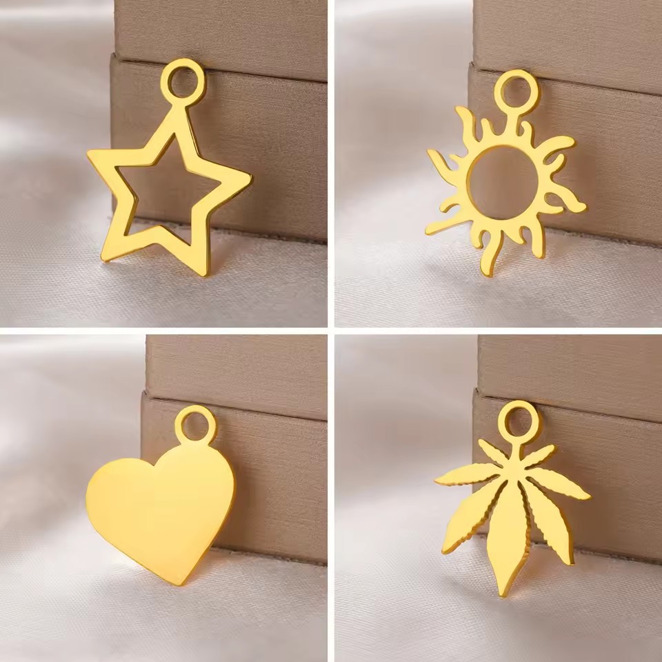 Wholesale Hot sale 18k gold color glossy five-inted star pendant beaded pendant material handmade diy bracelet pendant aessories