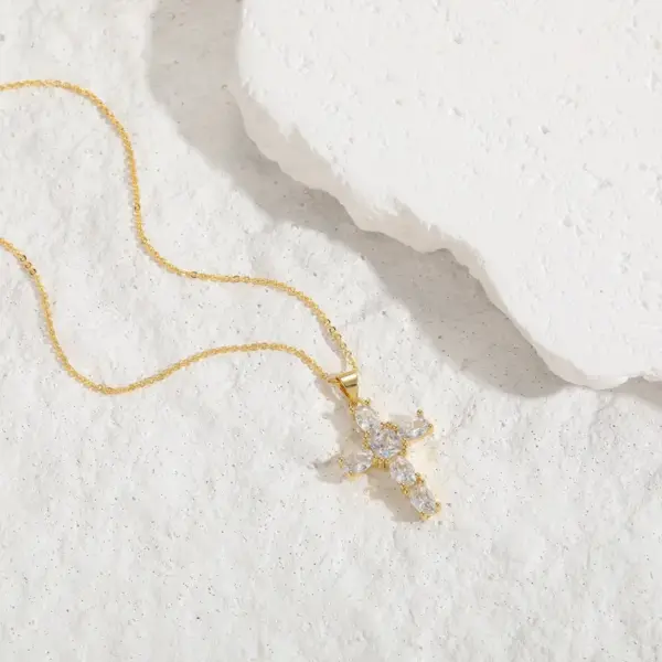 Wholesale Basic Cross Copper Irregular Plating Inlay Zircon 14k Gold Plated Necklace