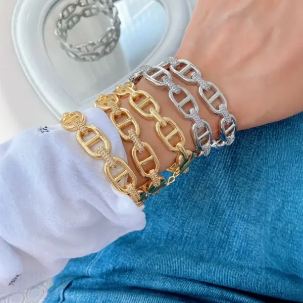 Wholesale Jewelry Vintage Style Classic Style Geometric Copper Zircon Mixed Metal Rings Bracelets
