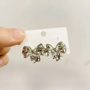 Steel Color Earrings 027 / 18k