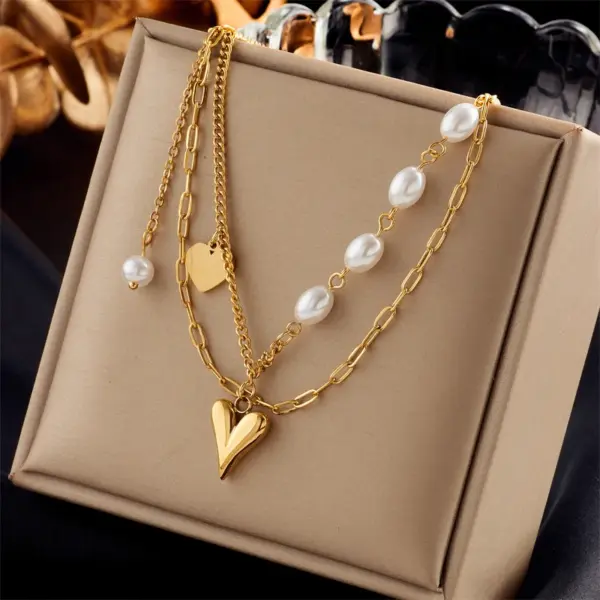 Wholesale PVD Coated 18K Gold Plated Heart Shape 304 Stainless Steel Simple Style Waterproof Non Tarnish 304 Stainless Steel Necklace